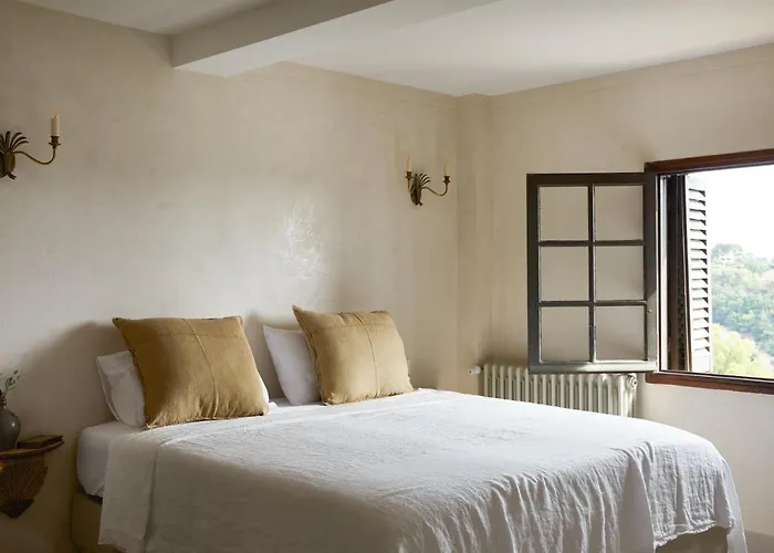 Luxury Townhouse In The Heart Of Medieval St Paul De Vence