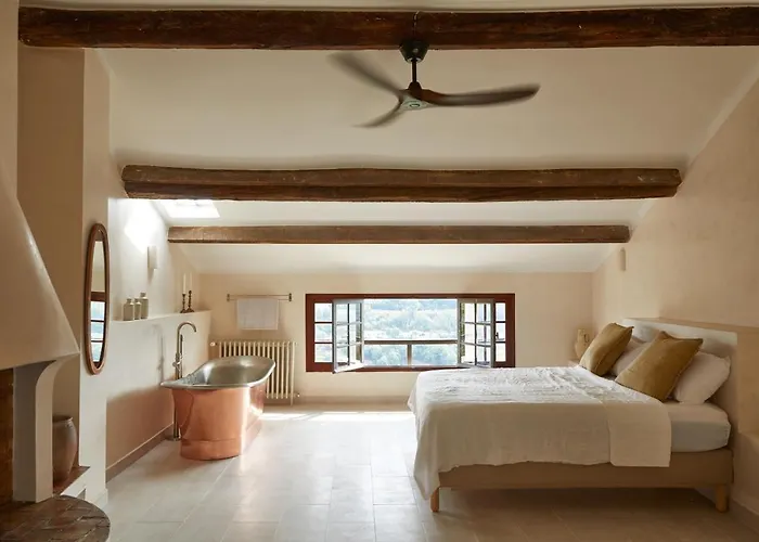 Luxury Townhouse In The Heart Of Medieval St Paul De Vence